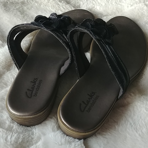Clark's bendables leather sandals Size 9M - Picture 2 of 3